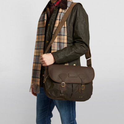 Barbour Waxed Tarras Messenger Bag - Image 2