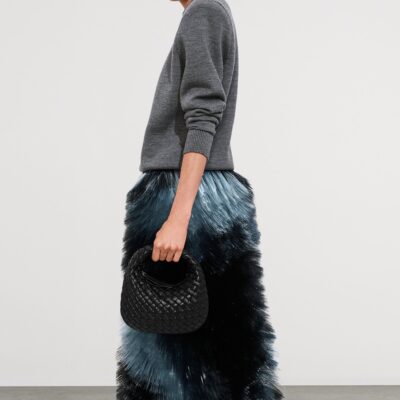 Bottega Veneta Baby Leather Veneta Shoulder Bag - Image 4