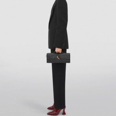 Bottega Veneta Intrecciato Leather Andiamo Clutch Bag - Image 4