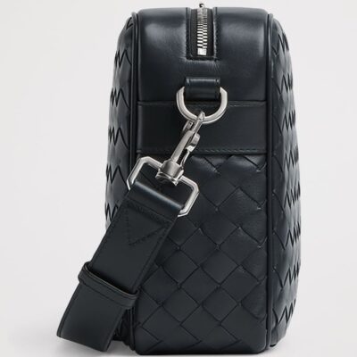Bottega Veneta Leather Intrecciato Camera Bag - Image 3