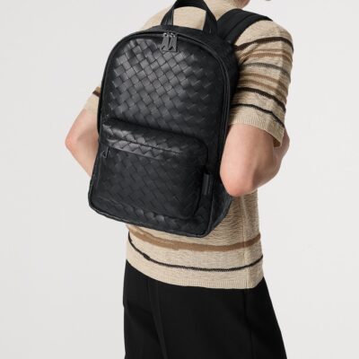 Bottega Veneta Small Intrecciato Leather Backpack - Image 2
