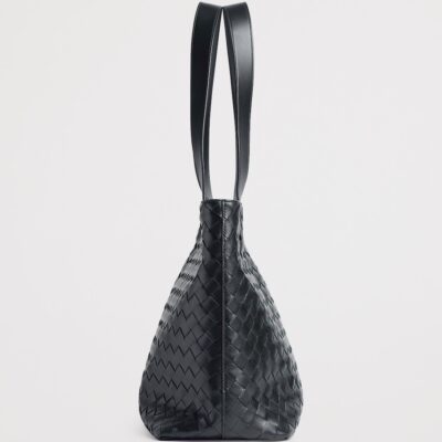 Bottega Veneta Small Leather Zipped Tote Bag - Image 2