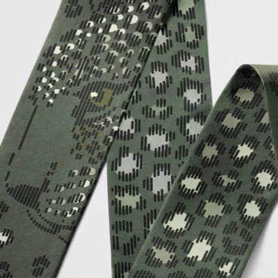 Cartier Silk Panthère Dots Bandeau Scarf - Image 3