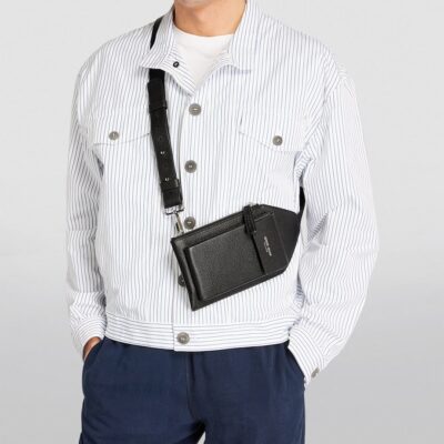 Giorgio Armani Leather Cross-Body Bag - Image 4