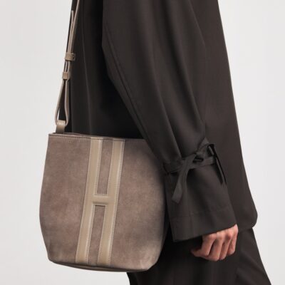Harrods x Tusting Medium Suede H Cross-Body Bag - Image 5