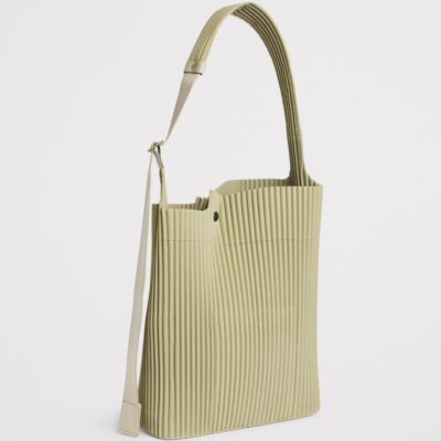 Homme Plissé Issey Miyake Large Pleated Utility Shoulder Bag - Image 3