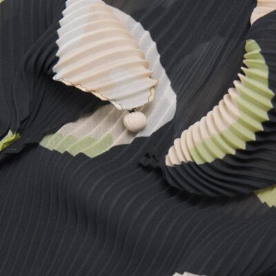 Issey Miyake Floral Verve Pleats Stole - Image 4