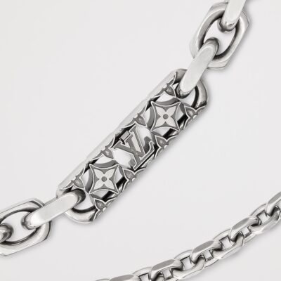 LOUIS VUITTON Label Chain Belt - Image 2