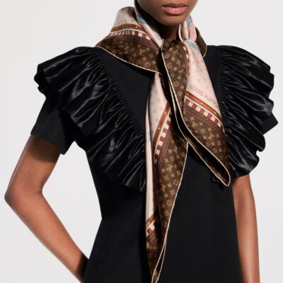 LOUIS VUITTON Silk Chez Elle Square Scarf - Image 2